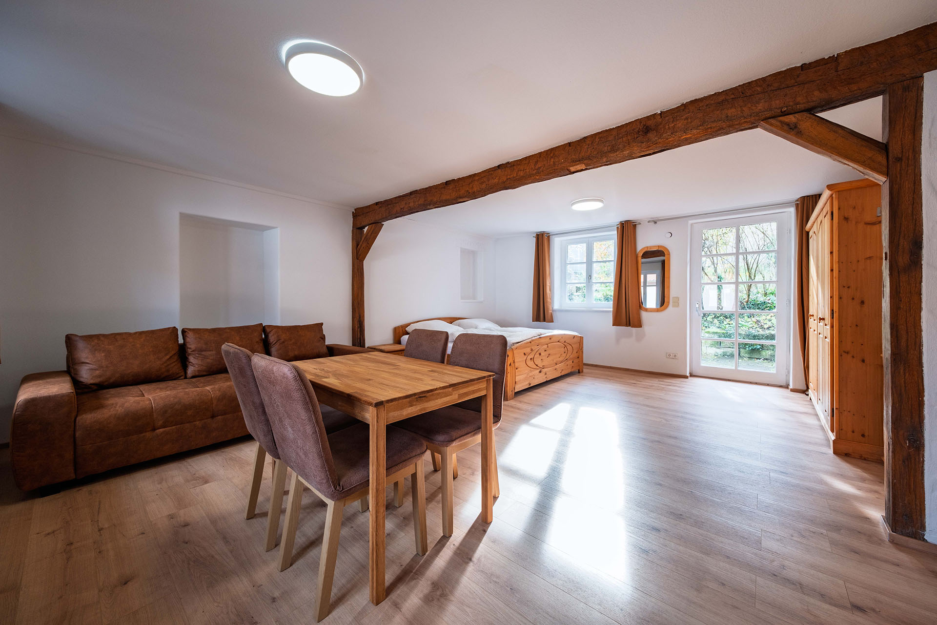 Bild - Ferienapartment 1 | &copy; Weingut Scholler